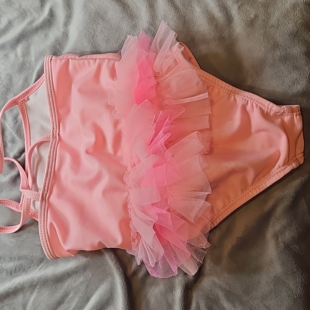 V One piece Swimsuit size 18 months of age - Picture 4 of 8